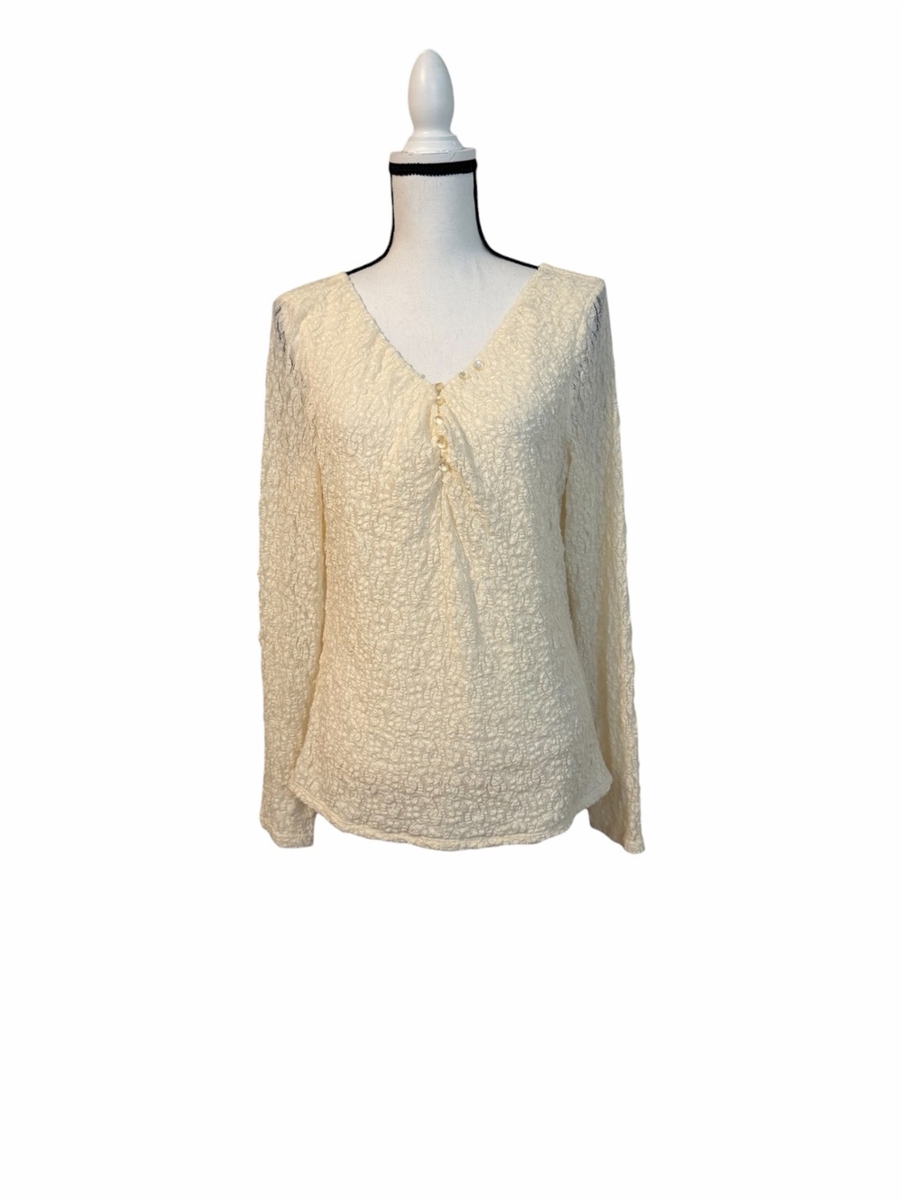 Alfani Petite Ivory Textured Lace Knit V-Neck Long Sleeve Top Pearl Detail